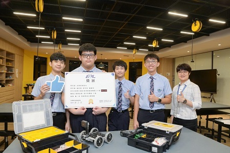 AERC 2022亞洲智慧型機器人大賽ONLINE 高雄義大國際高中　榮獲項目第一名2